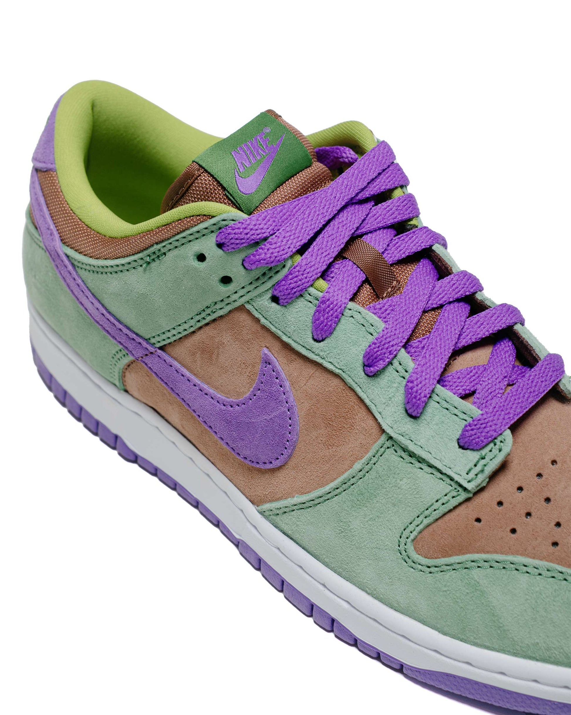 Nike Dunk Low SP "Veneer" close