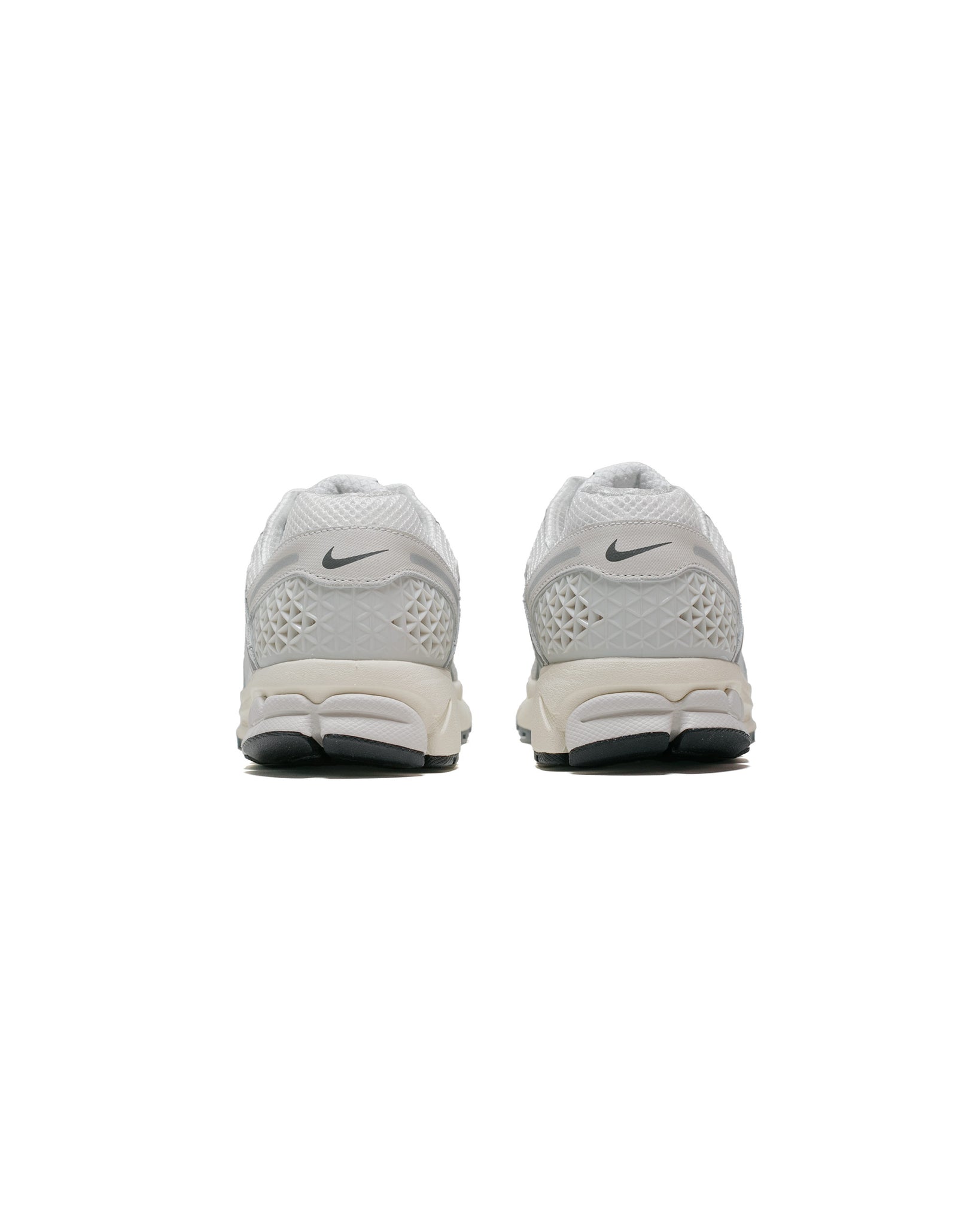 Nike Zoom Vomero 5 SE Platinum Tint/Iron Grey/Photon Dust back