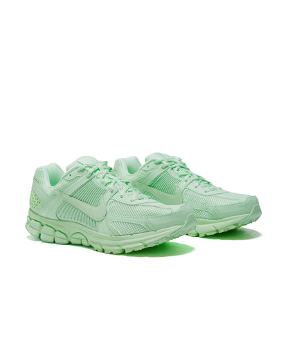 Nike Zoom Vomero 5 Vapor Green side