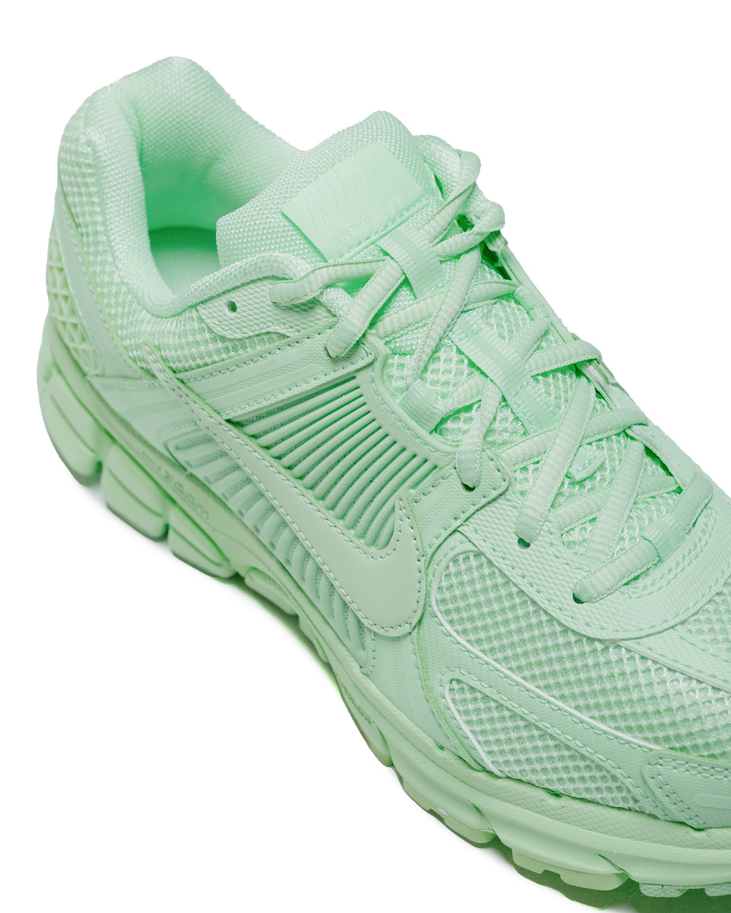 Nike Zoom Vomero 5 Vapor Green close