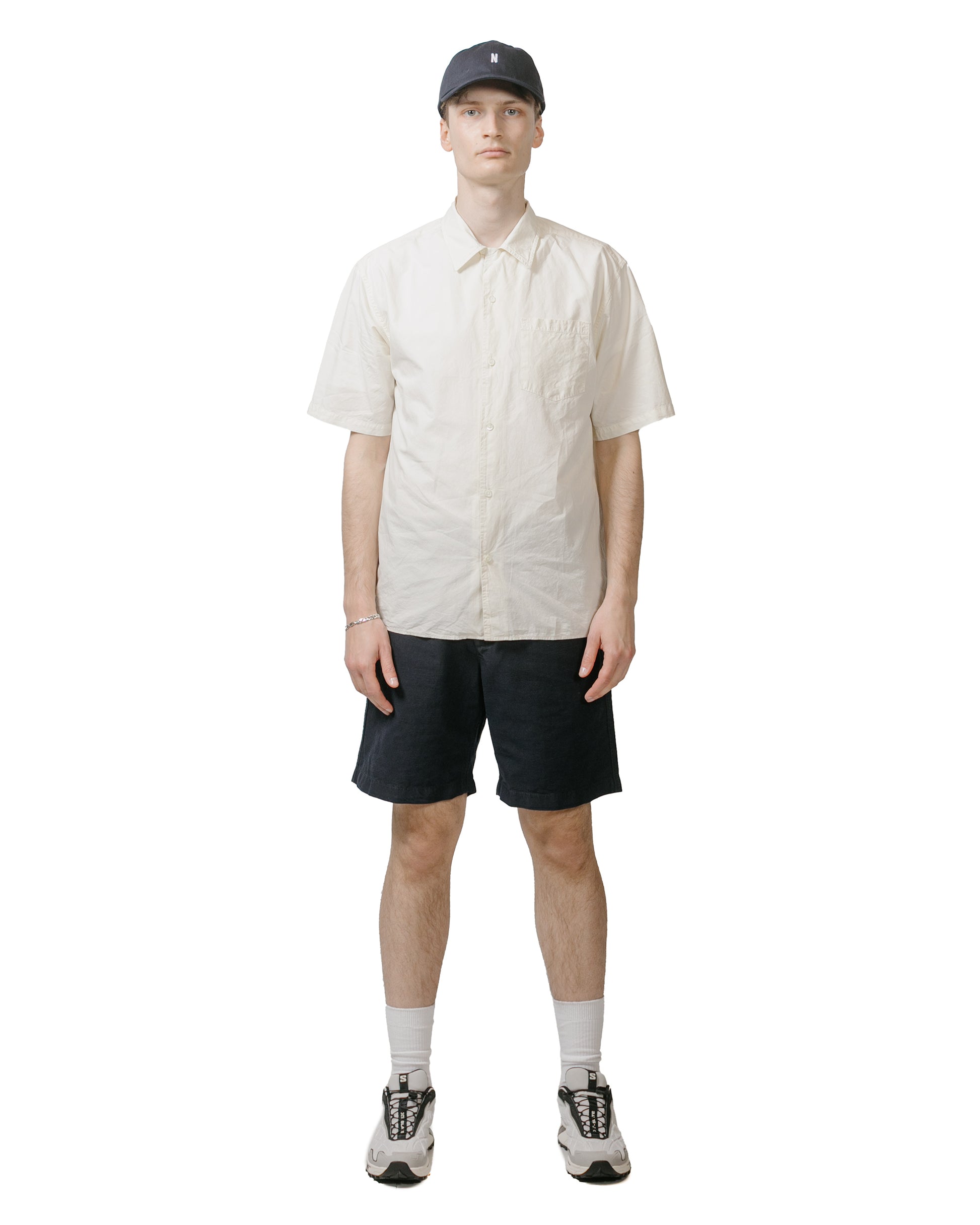 Norse Projects Ezra Relaxed Cotton Linen Short Dark Navy model full