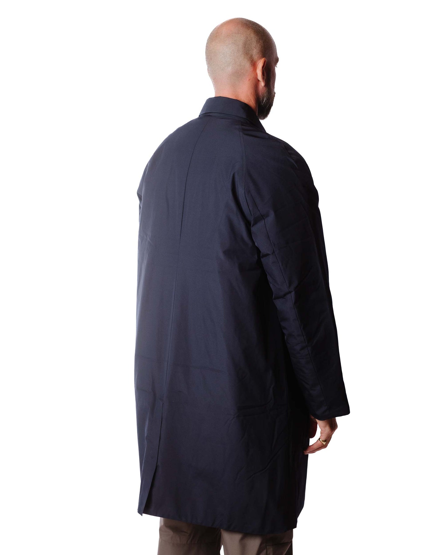 Norse Projects Vargo Gore-Tex Infinium Raglan Mac Dark Navy Model Back