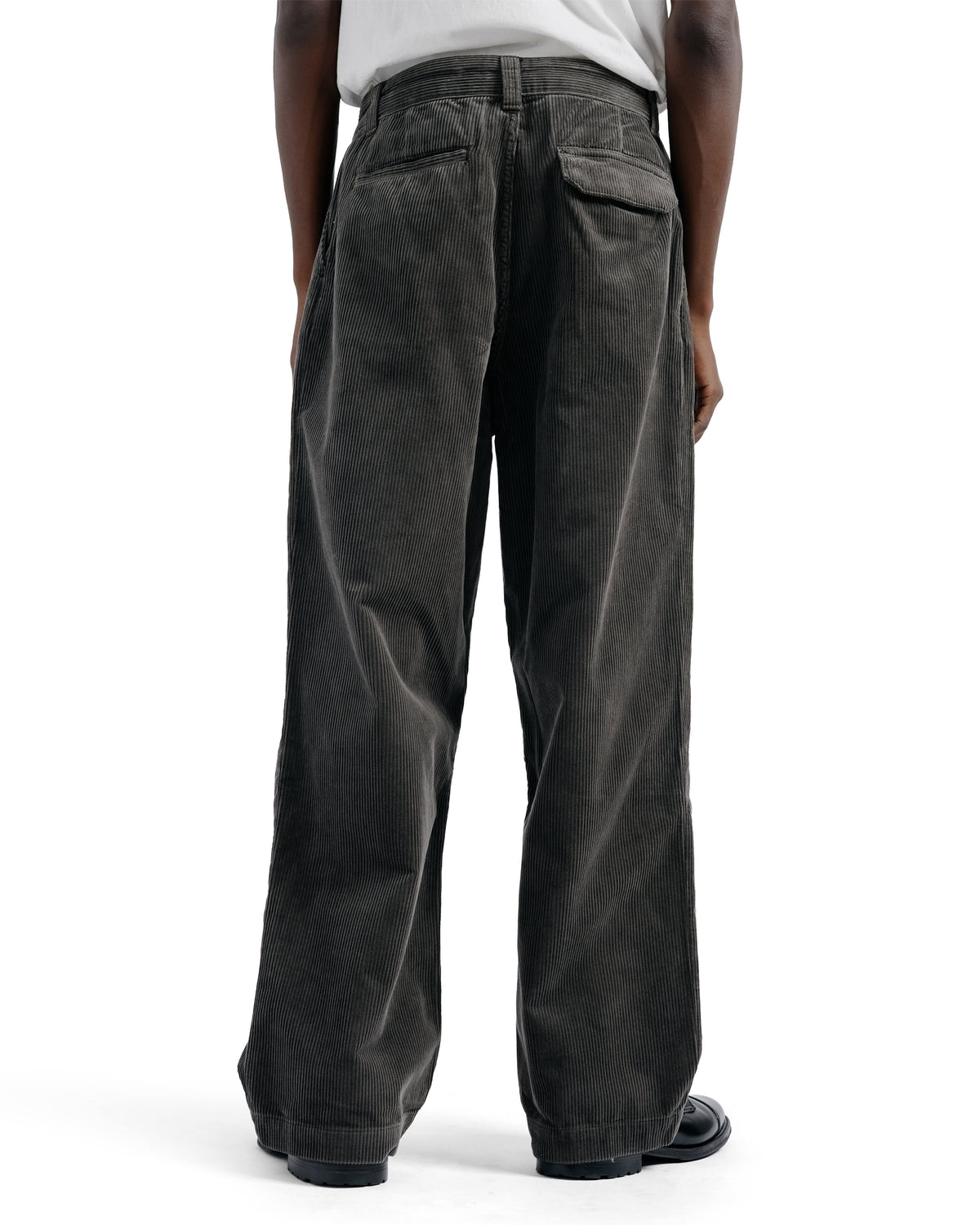 Norse Projects Volda Pleated Wide Wale Corduroy Trouser Beluga