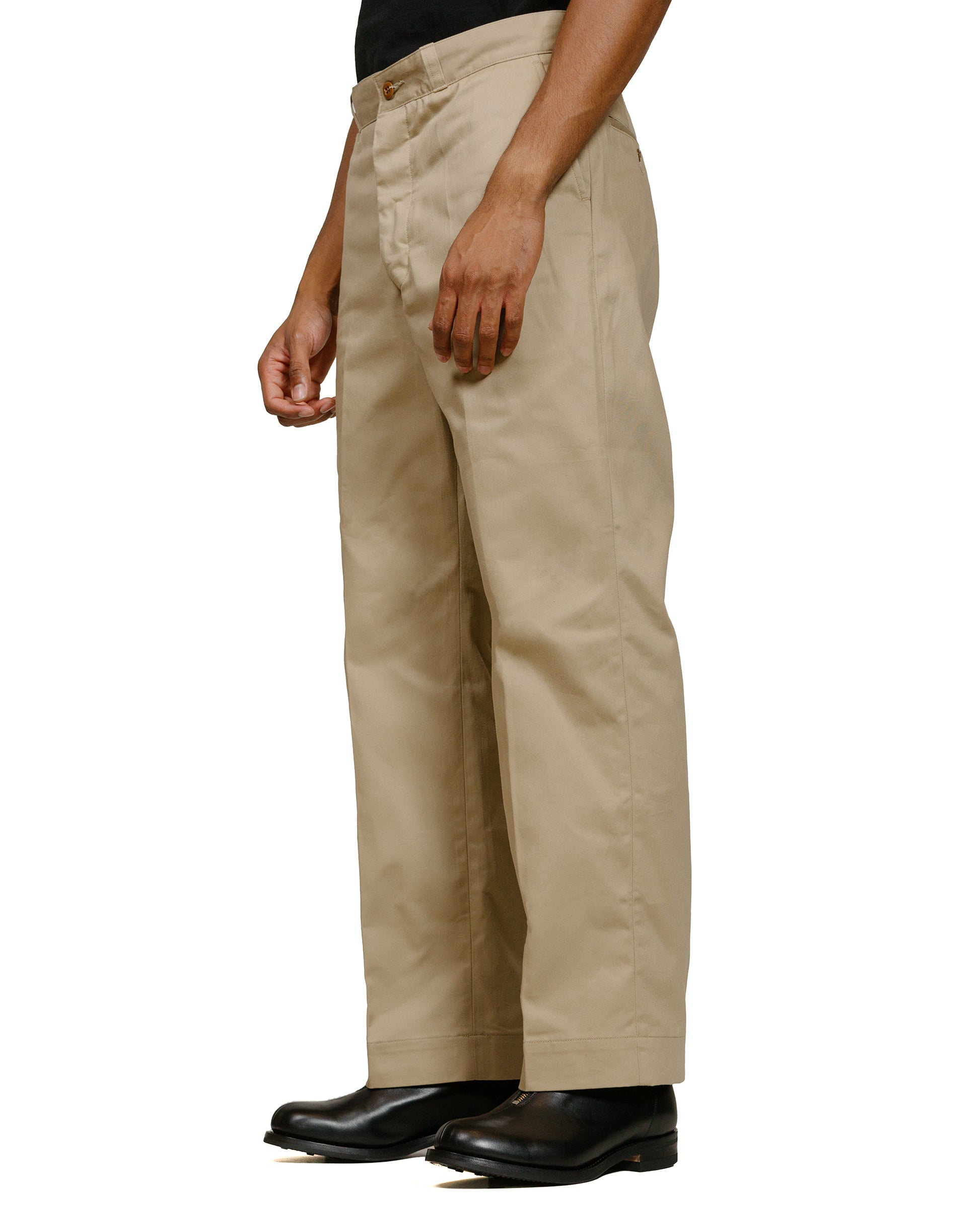 Phigvel Officer Trousers (Regular) Khaki Beige model front