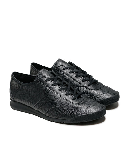 Reproduction of Found Lady White Co. Trainer Black