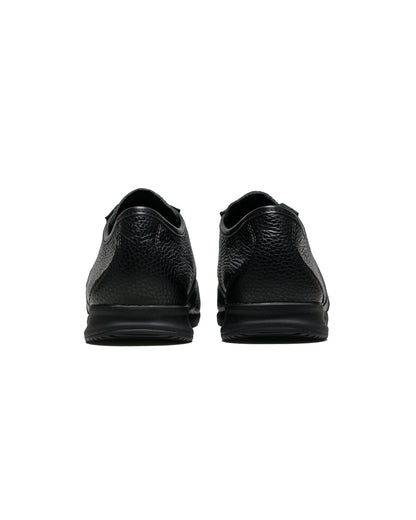 Reproduction of Found Lady White Co. Trainer Black