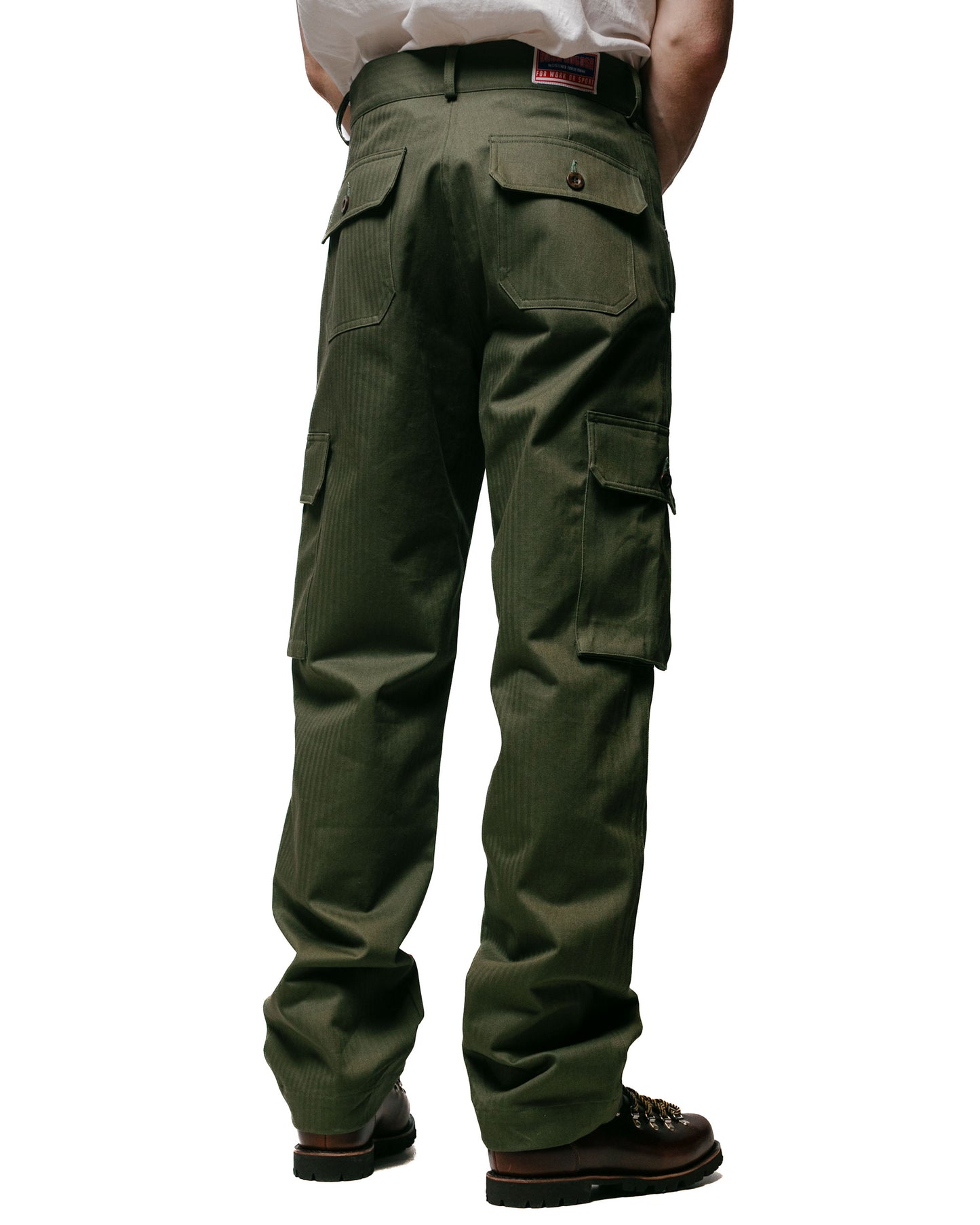 Rosa Rugosa Cargo Pant Moss model back