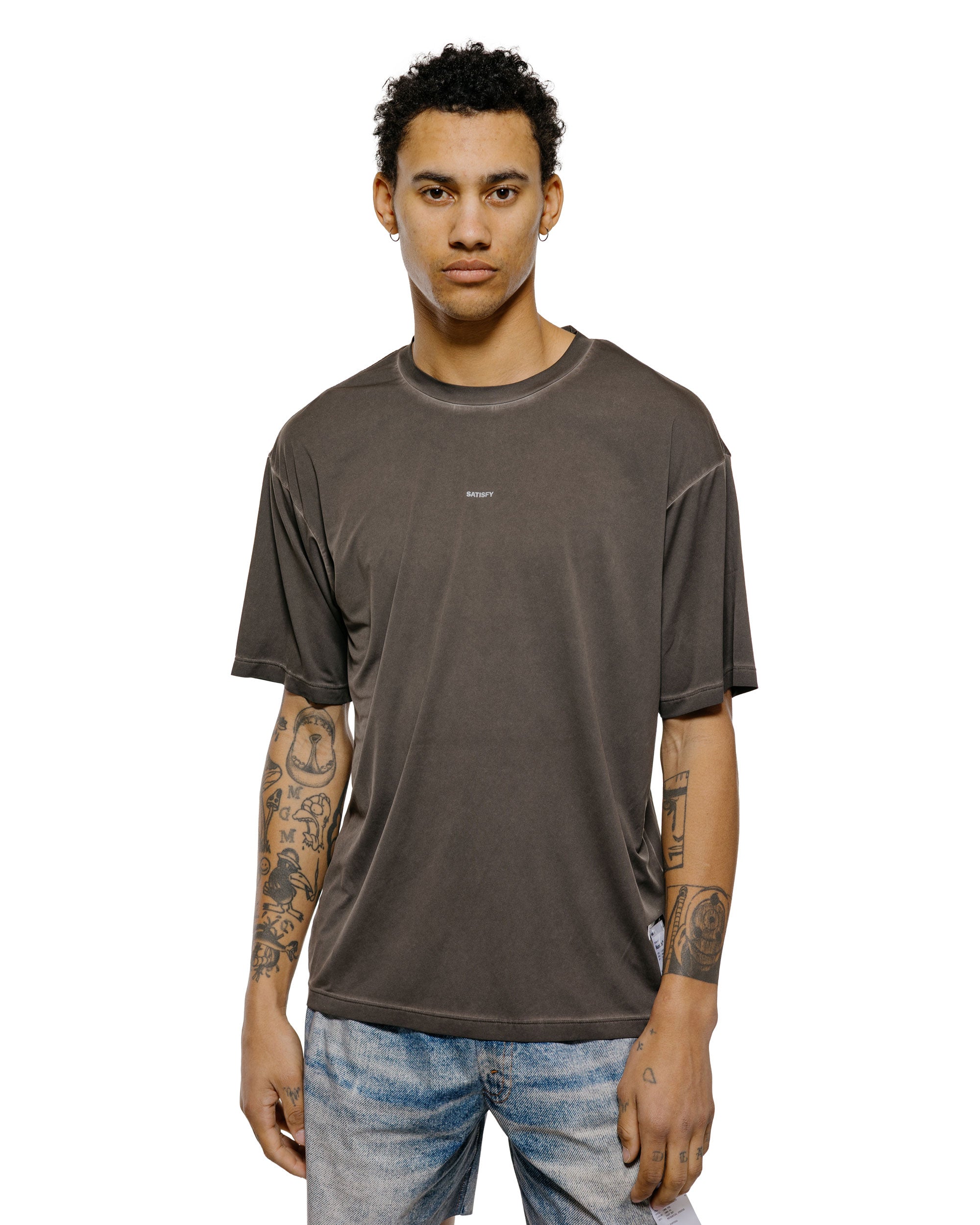 SATISFY AuraLite Tシャツ ピグメントファルコン