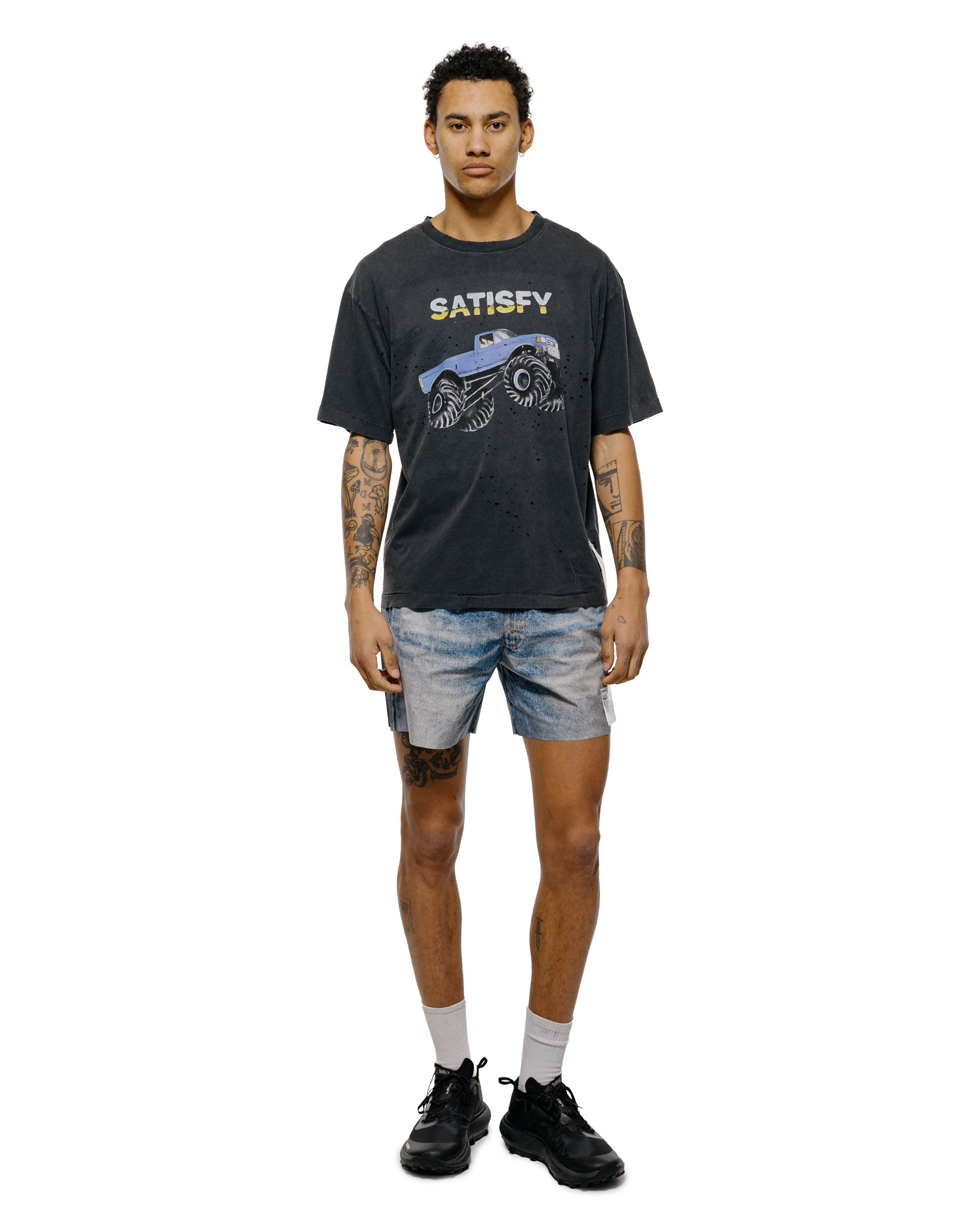 SATISFY MothTech T-Shirt Aged Black EST5