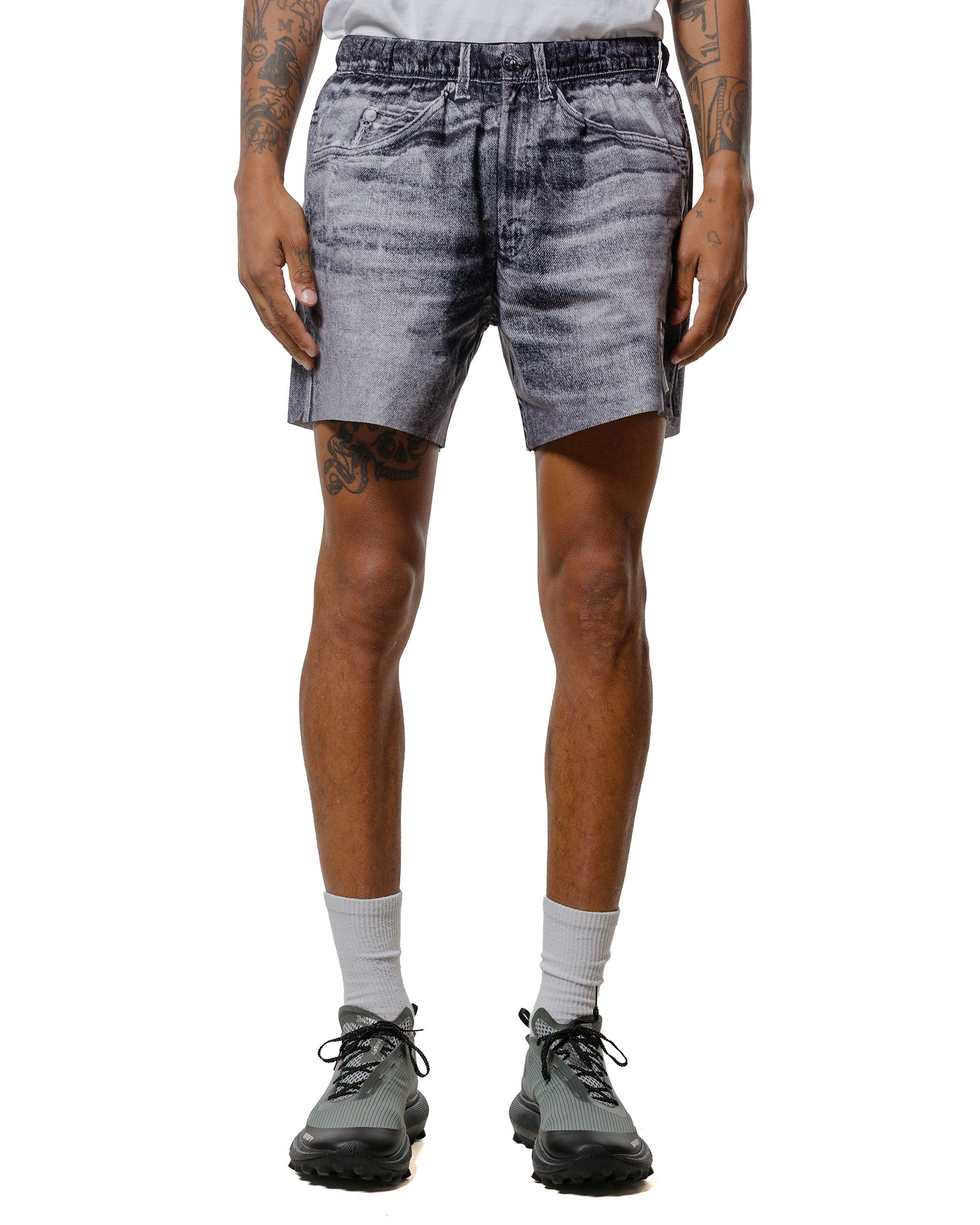 SATISFY PeaceShell 5" Unlined Shorts Black Denim