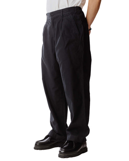 Sage de Cret Cotton/Linen Satin Back Crepe Pleated Wide Pants Black Model Close