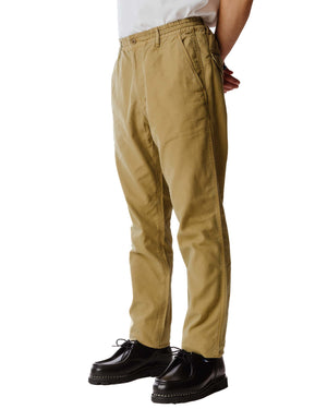 Sage de Cret Cotton/Linen Satin Back Crepe Tapered Pants Beige CLose Model