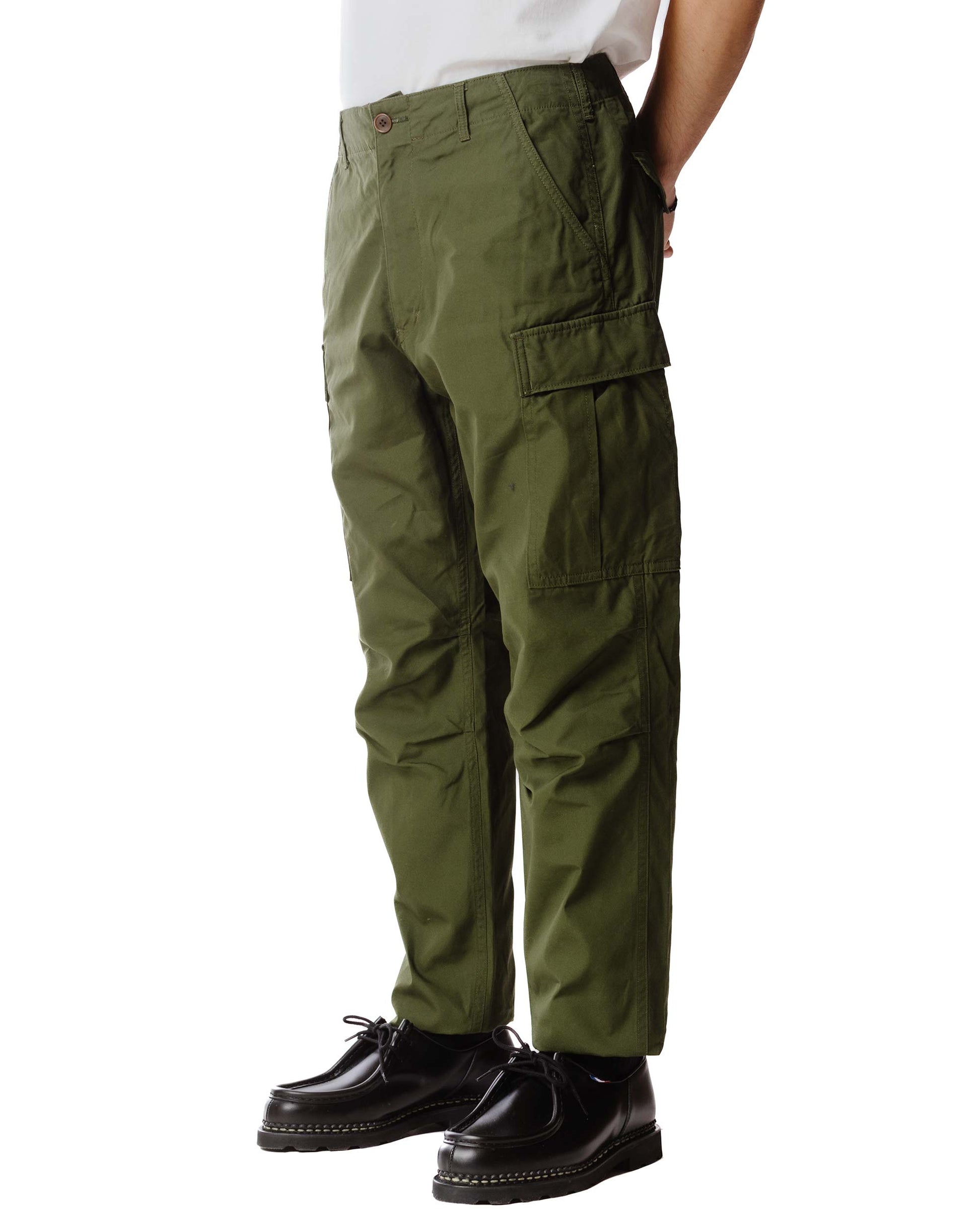 Sage de Cret x Lost & Found Coated Cotton/Linen Cargo Trouser Olive Model Close