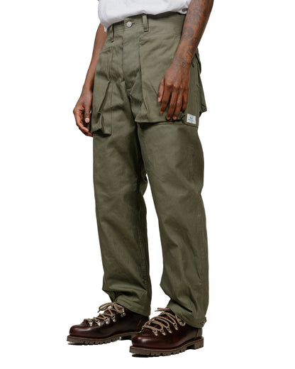 Sassafras Digs Crew Pants 4/5 Duck Canvas Olive model front