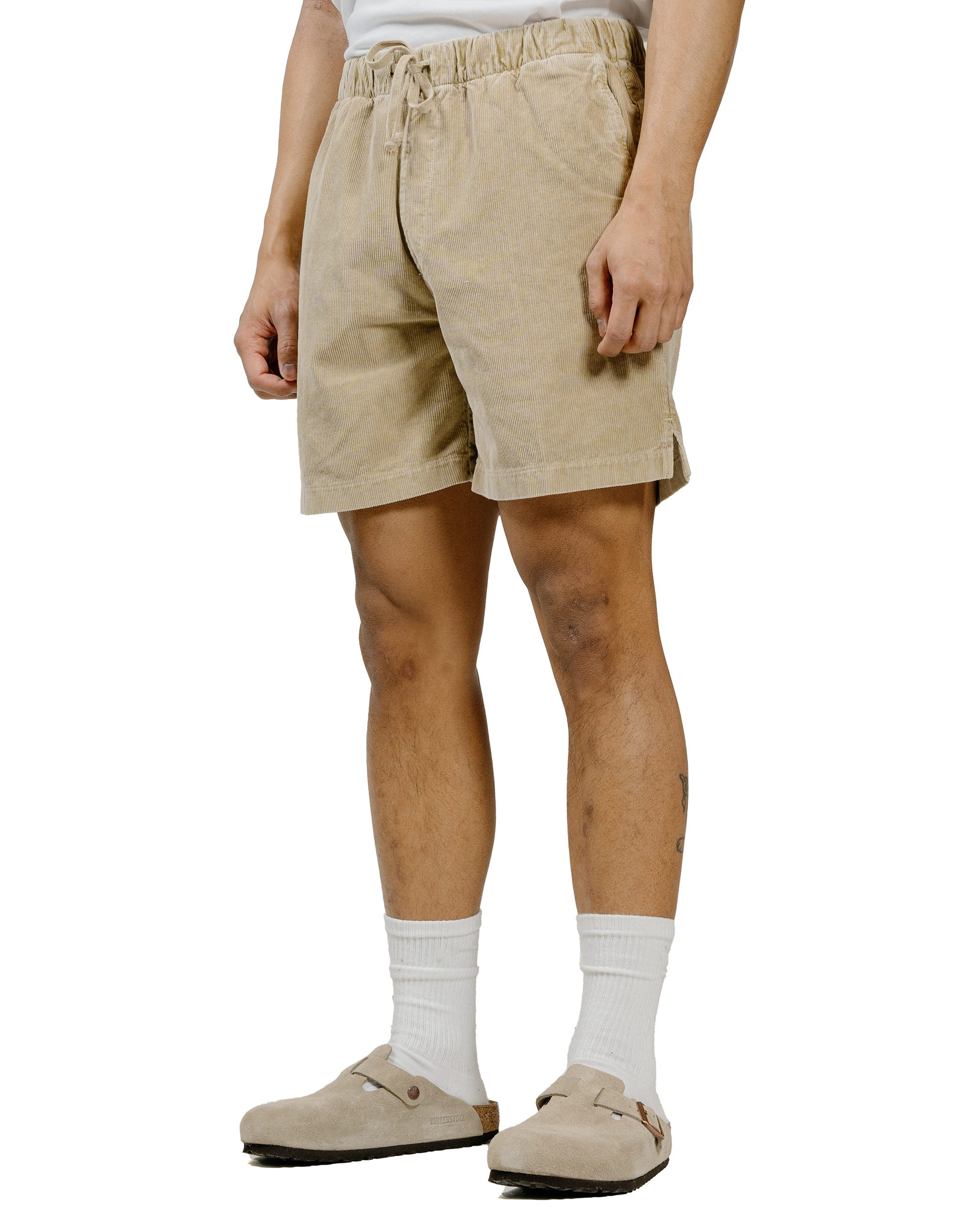 Save Khaki United Corduroy Easy Short Cider model front