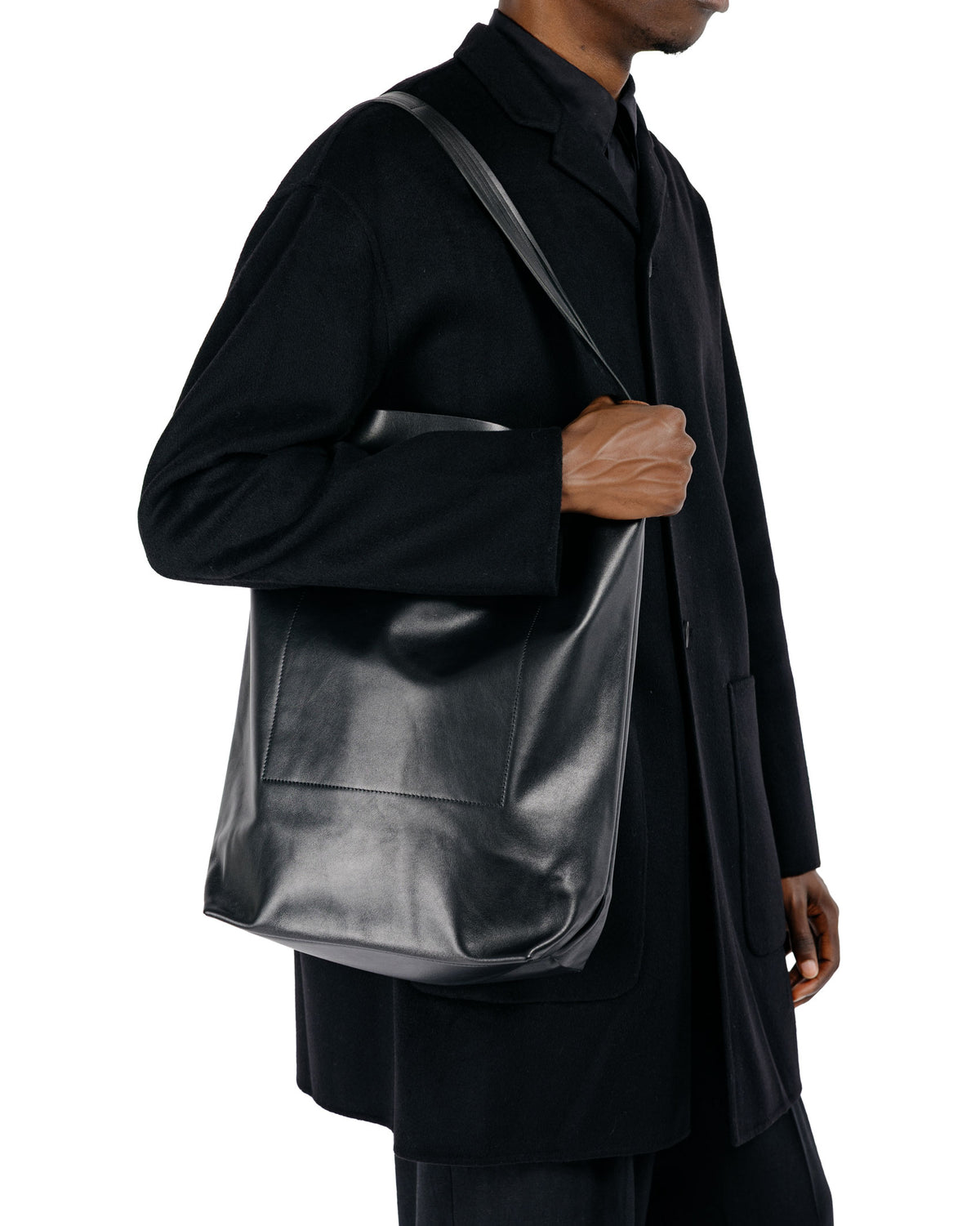 Seya. Isaac Reina Chasen Hobo / Large / Oil leather Black #19