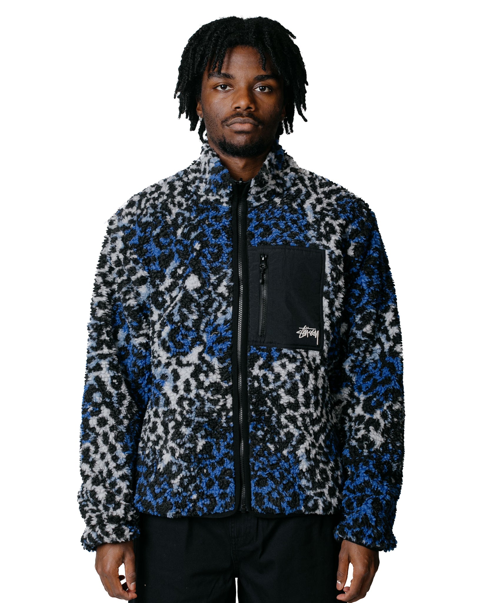 Stüssy Sherpa Reversible Jacket Blue Leopard model front