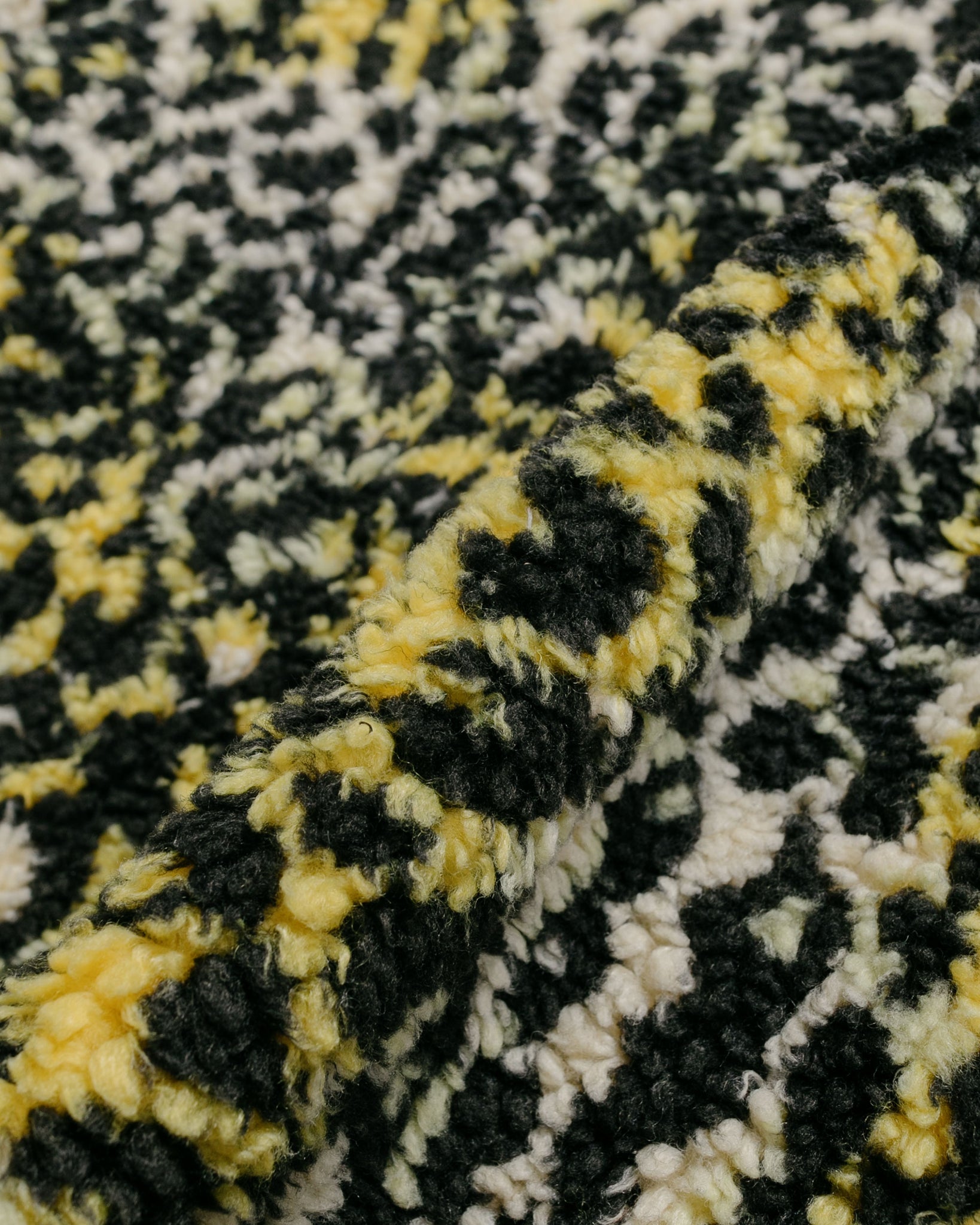 Stüssy Sherpa Reversible Jacket Yellow Leopard fabric