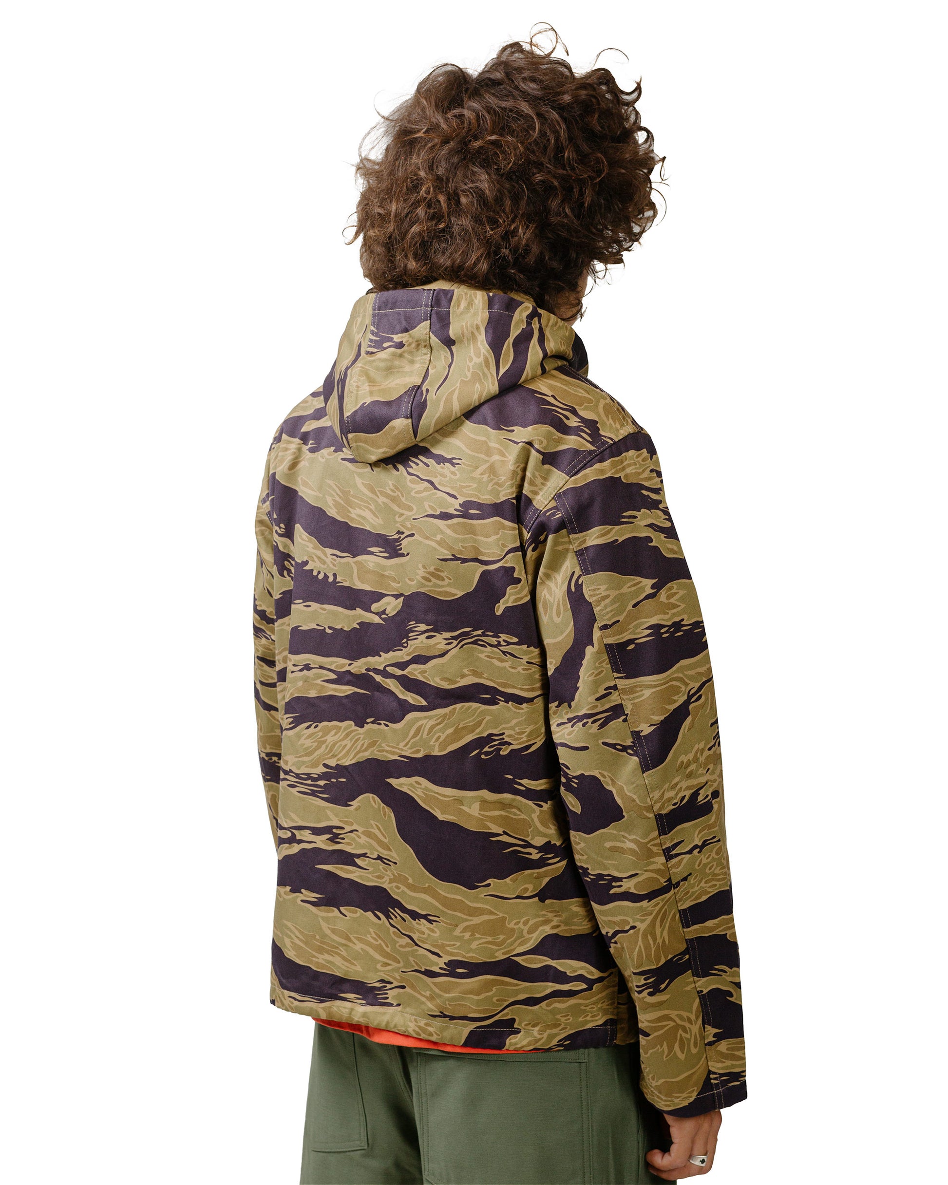 The Real McCoy's MJ24004 Tiger Camouflage Parka / Advisor Khaki model back