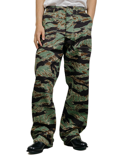The Real McCoy's MP26003 Tiger Camouflage Civilian Trousers  John Wayne Green