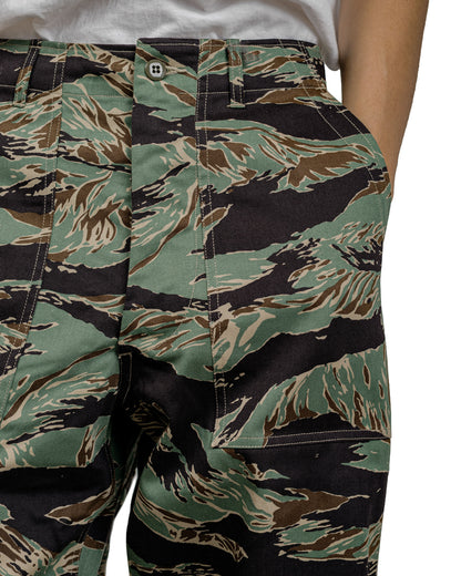 The Real McCoy's MP26003 Tiger Camouflage Civilian Trousers  John Wayne Green