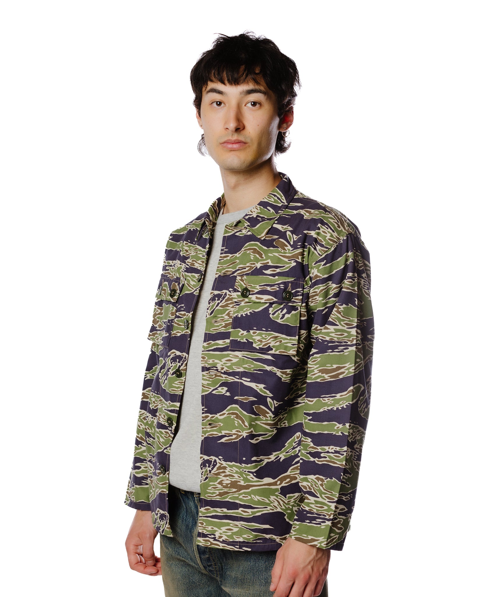 The Real McCoy's MS23002 Tiger Camouflage Shirt / Late War Green Model Front
