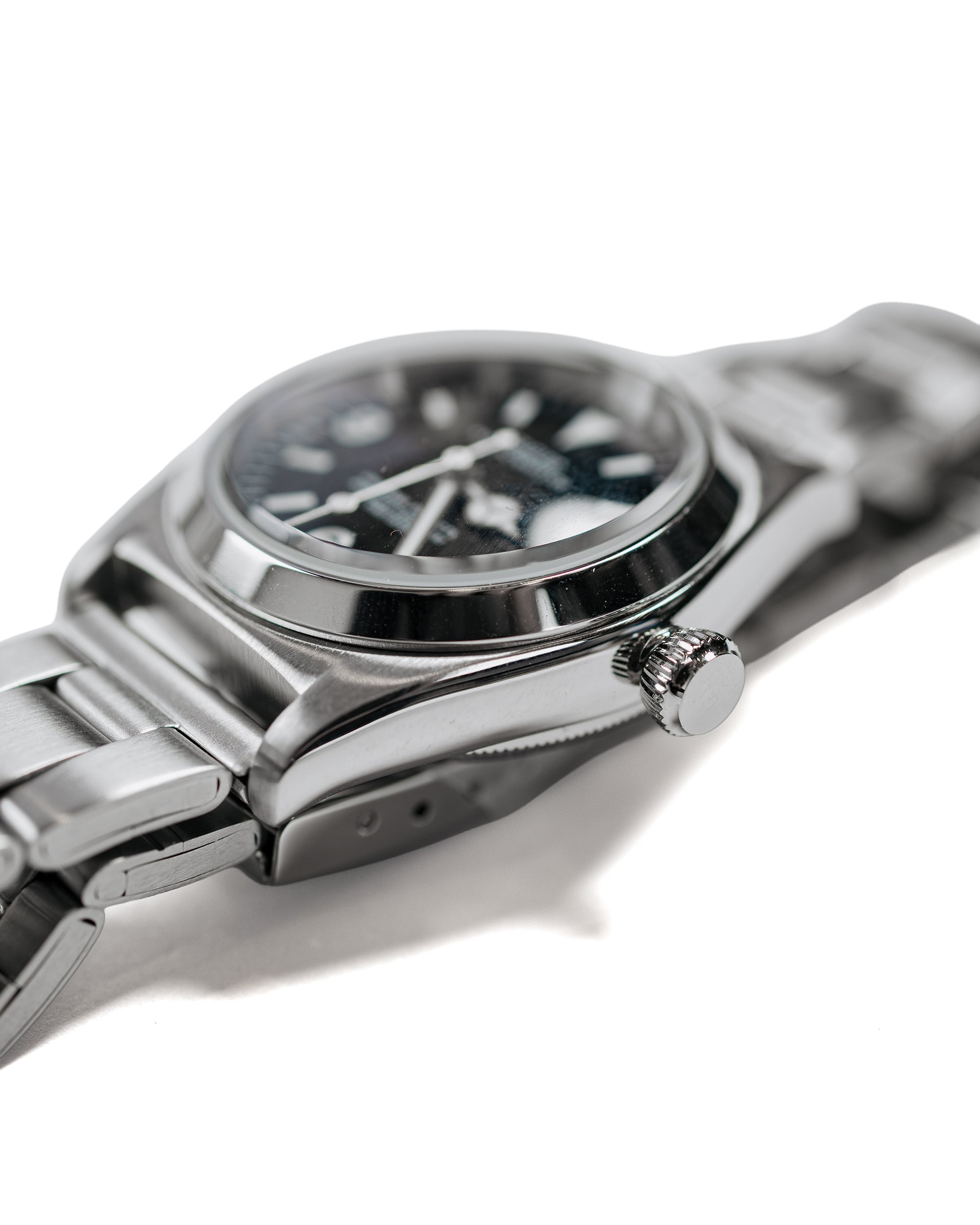 Universal Products Vague Watch Co. BB Ex1