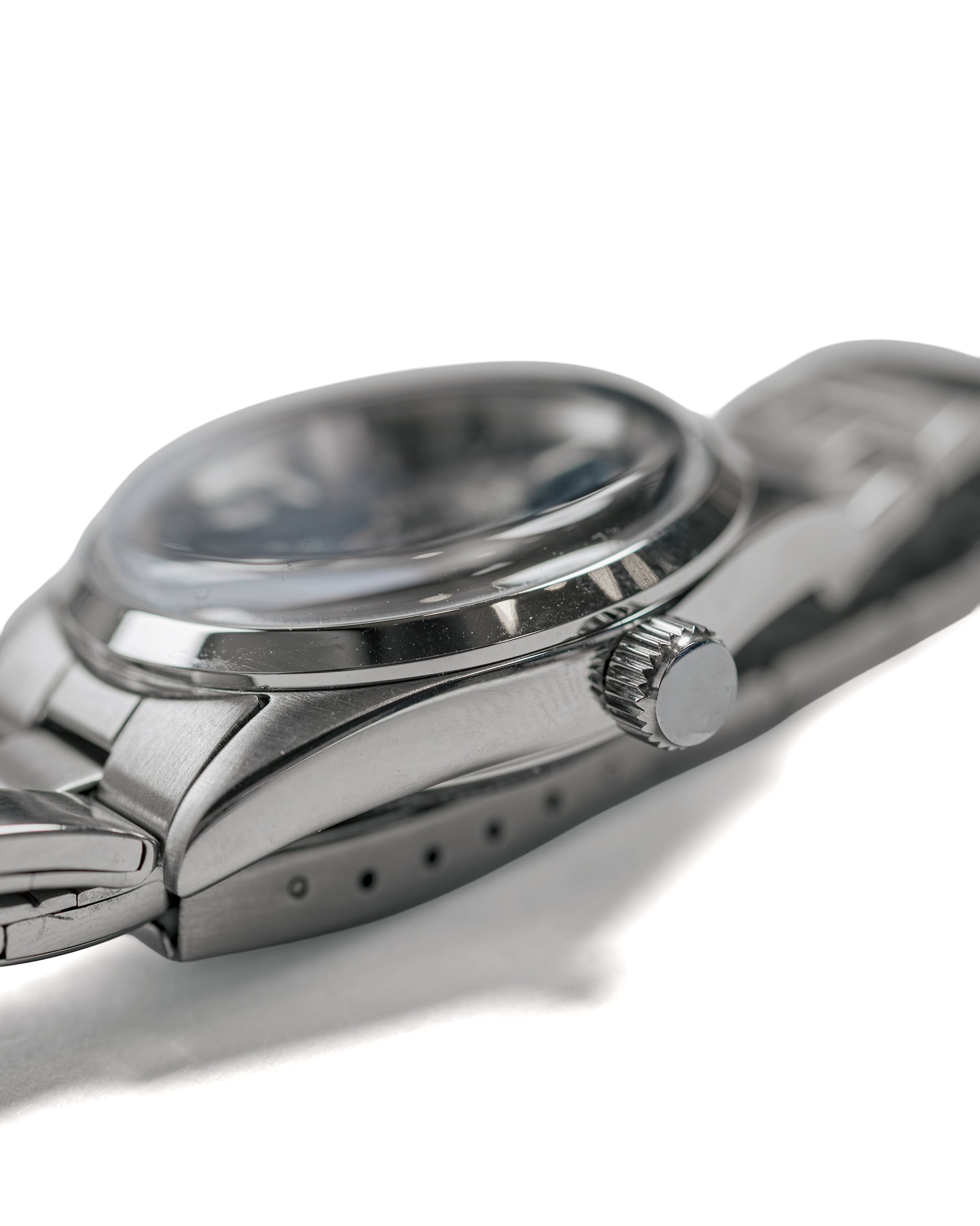 Universal Products Vague Watch Co. Every-One Non Date Navy