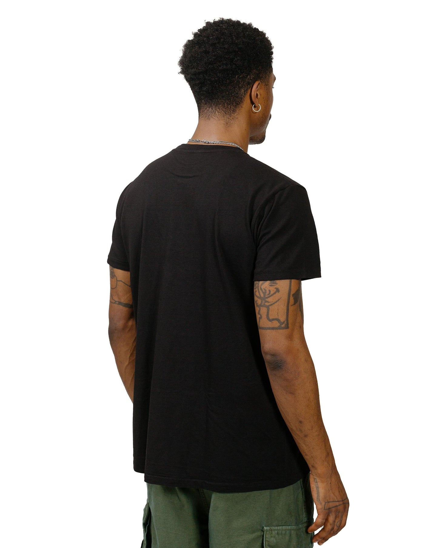 Velva Sheen 2PAC S/S C/N Tee w/PKT Black model back