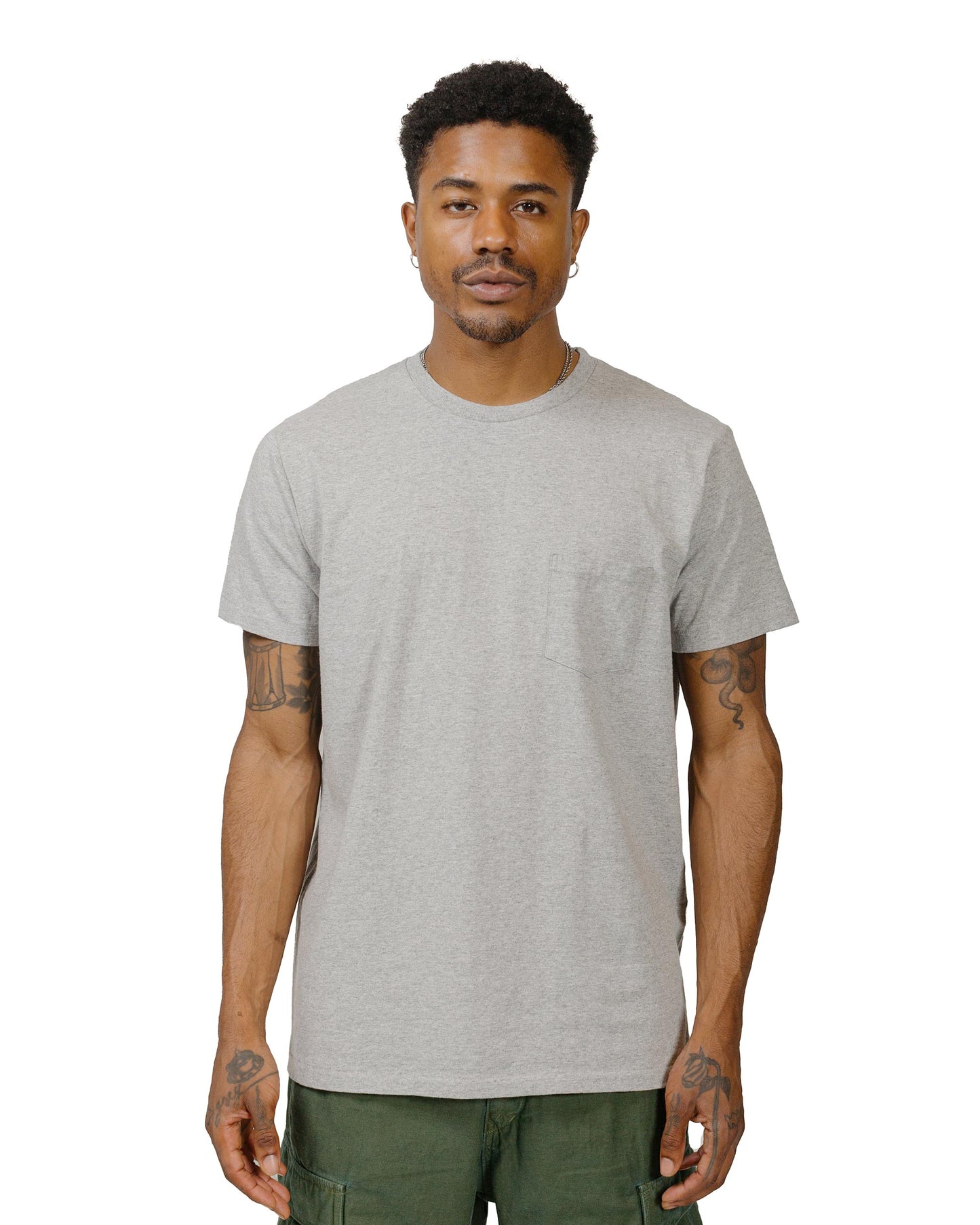 Velva Sheen 2PAC S/S C/N Tee w/PKT Grey model front