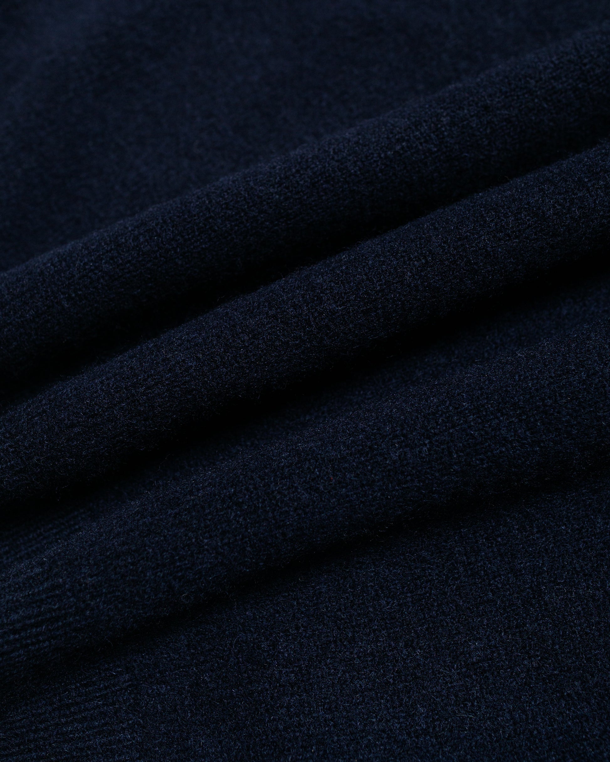 ssstein Extra Fine Wool Knit Skipper LS Dark Navy fabric