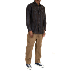Engineered-Garments-Western-Shirt-Black-Brown-Flannel-Print-Dark-Check-Model-Side