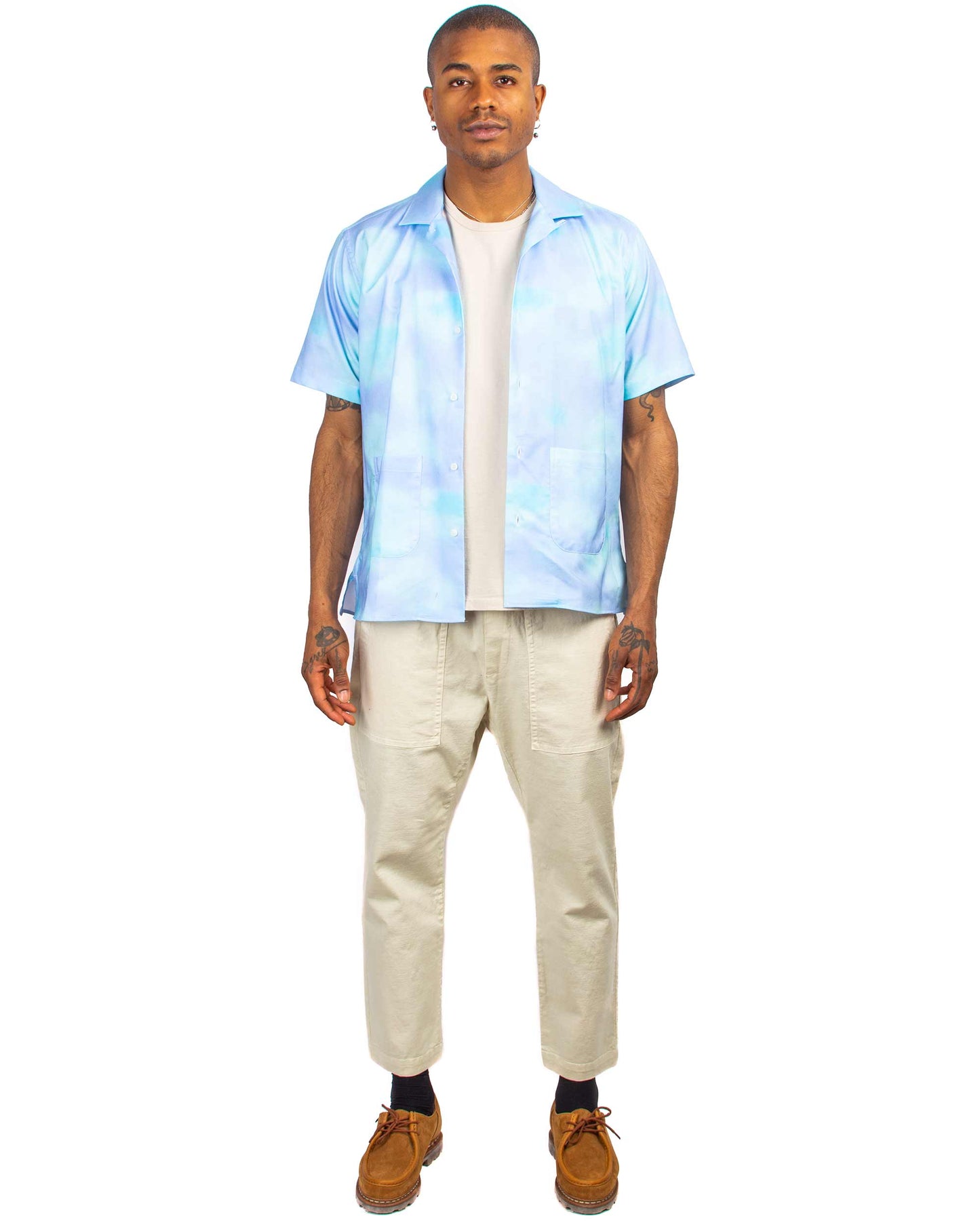 Gitman Vintage Bros. Blue Cotton Candy Oxford Beach Shirt Model