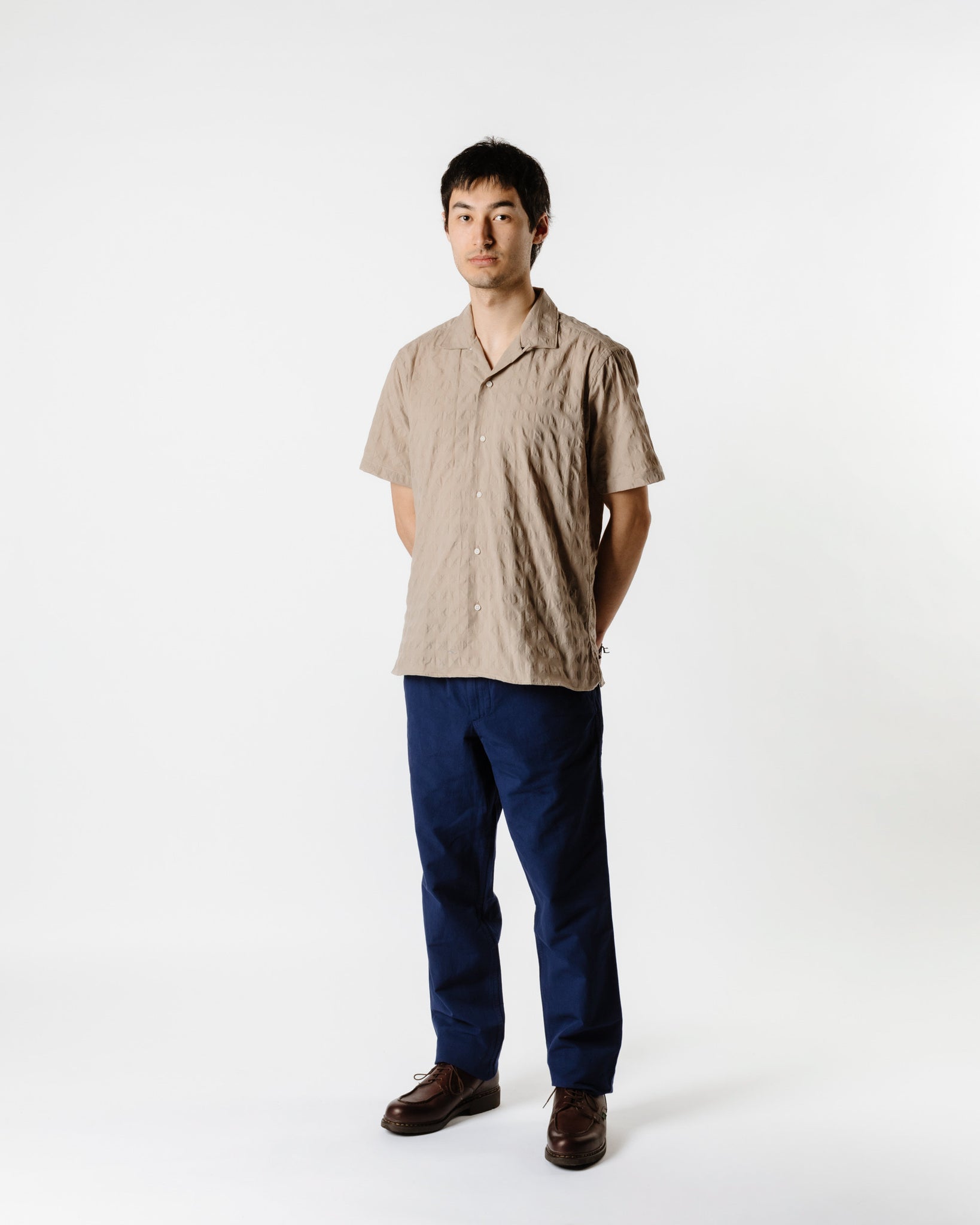 Gitman Vintage Bros. Tan Japanese Ripple Jacquard Camp Collar Shirt Model