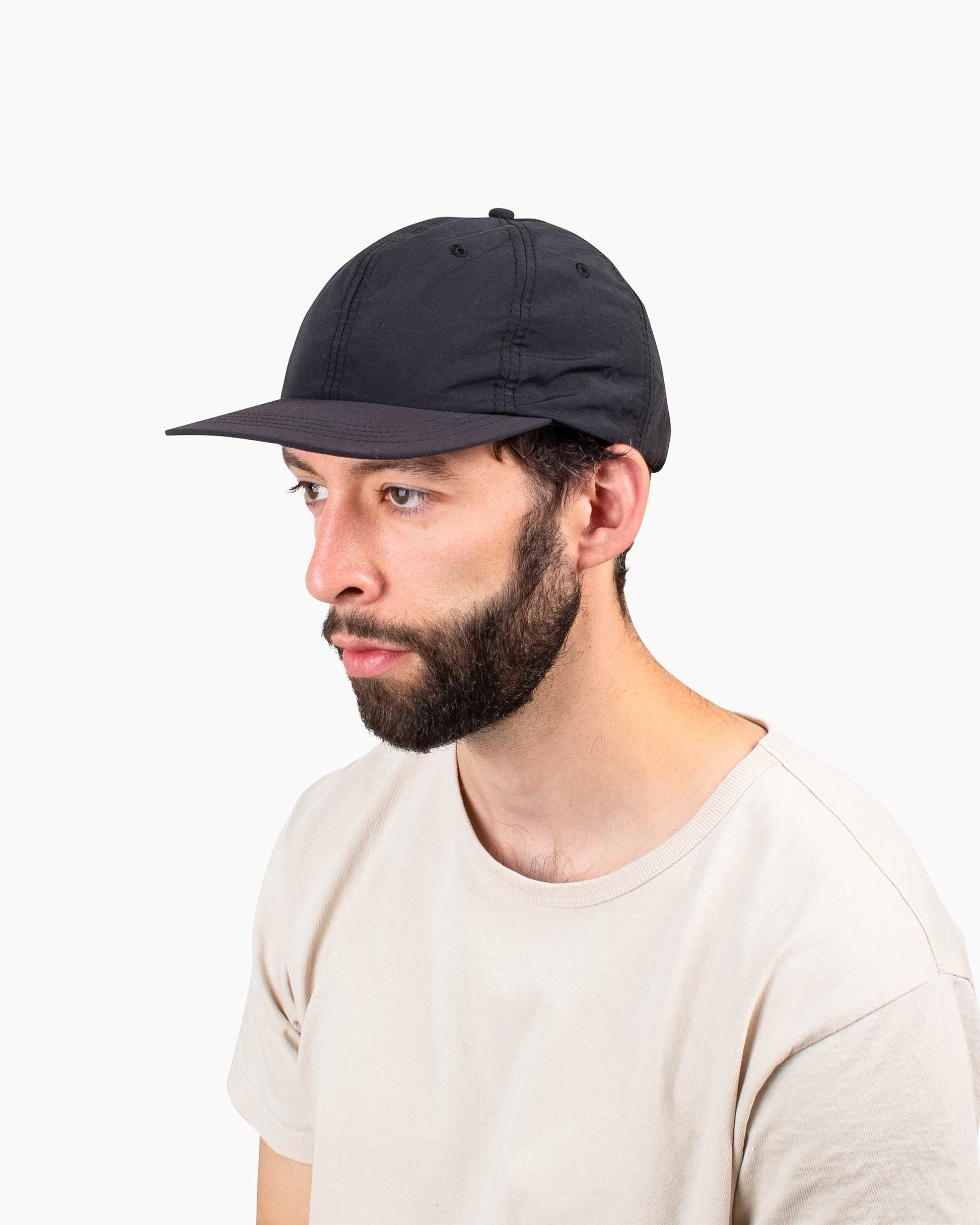 Lost & Found Nylon Cap Black Model