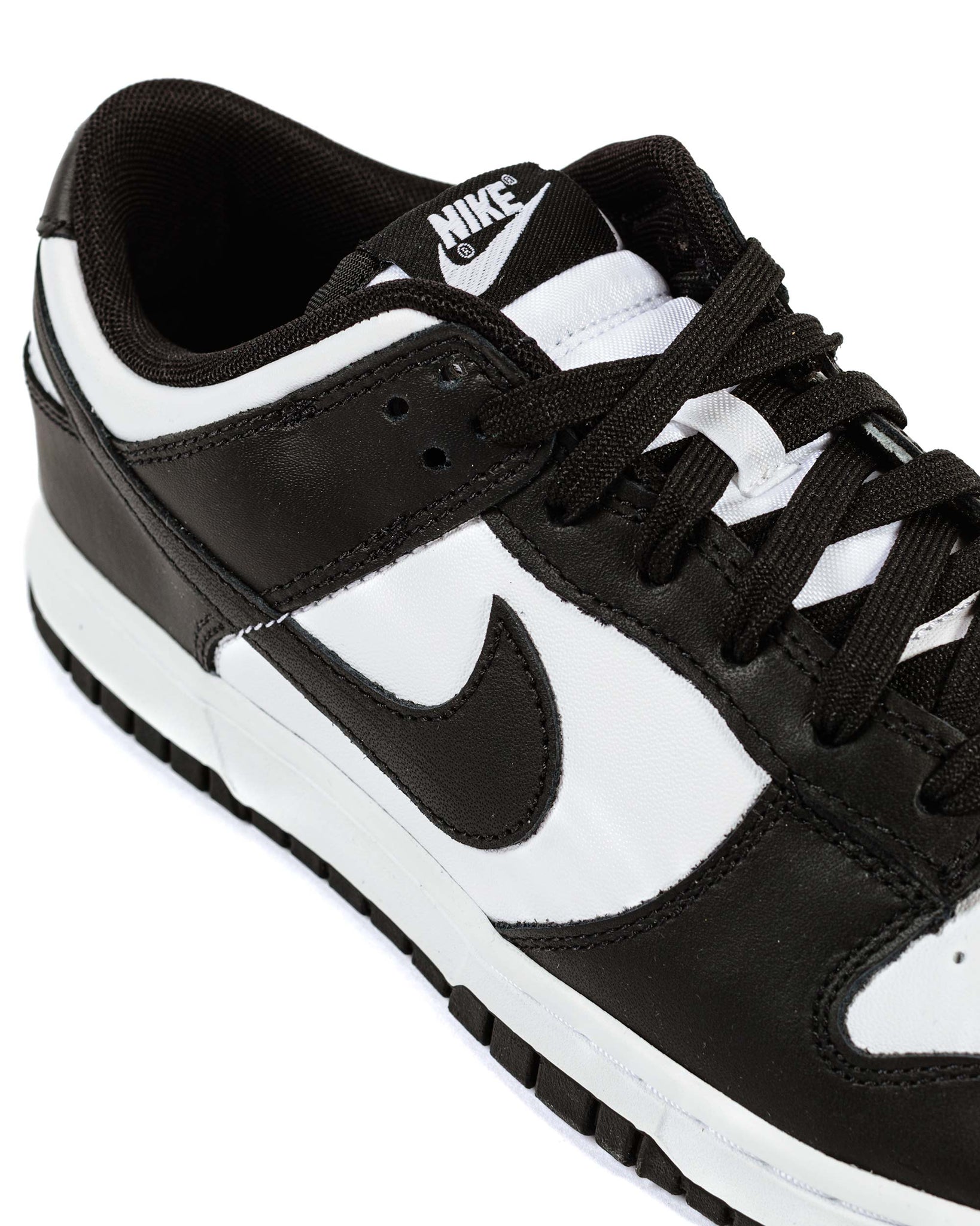 Nike Dunk Low Retro White/Black Detail