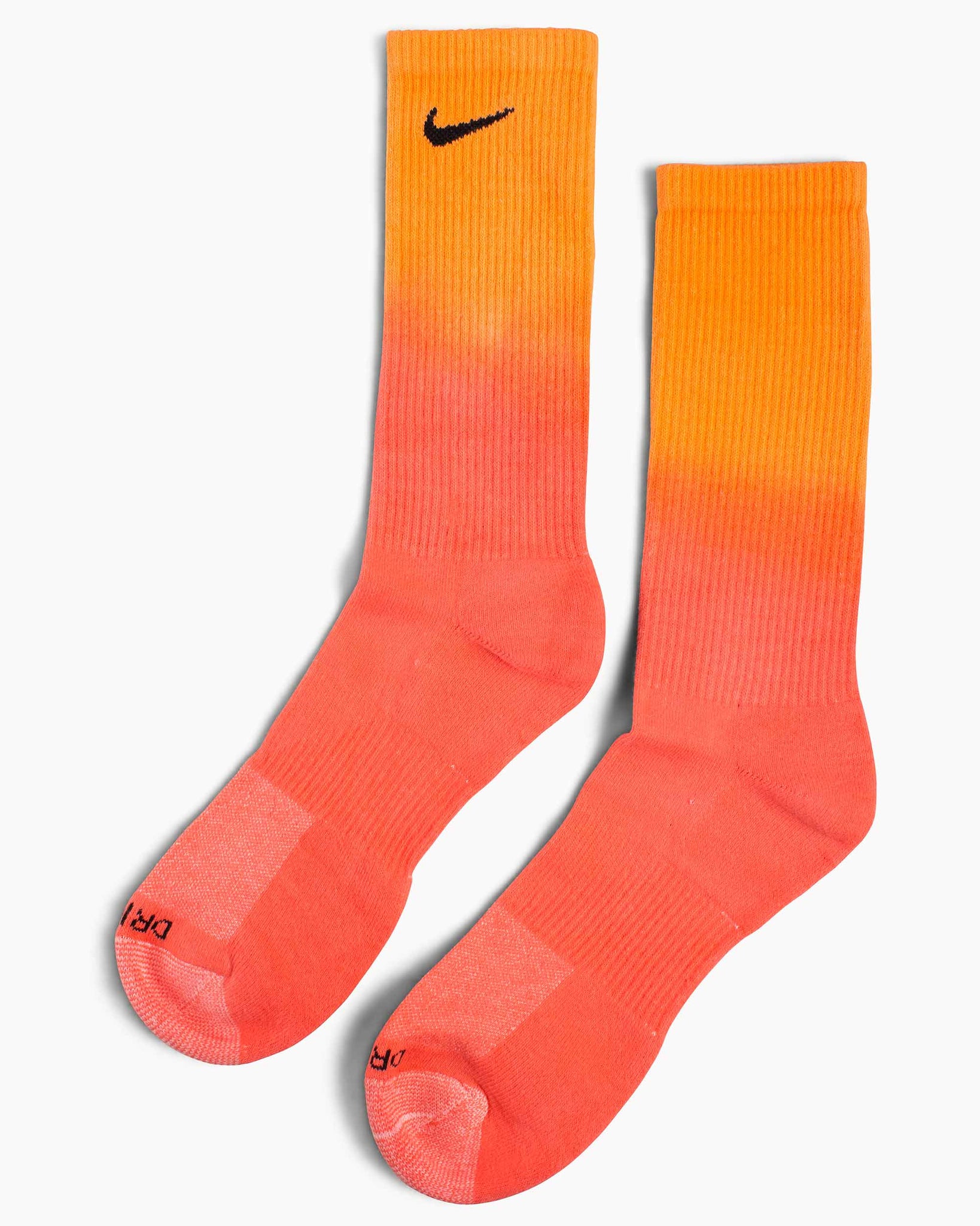 Nike Everyday Plus Cushioned Crew Socks Orange (2 Pack) Details