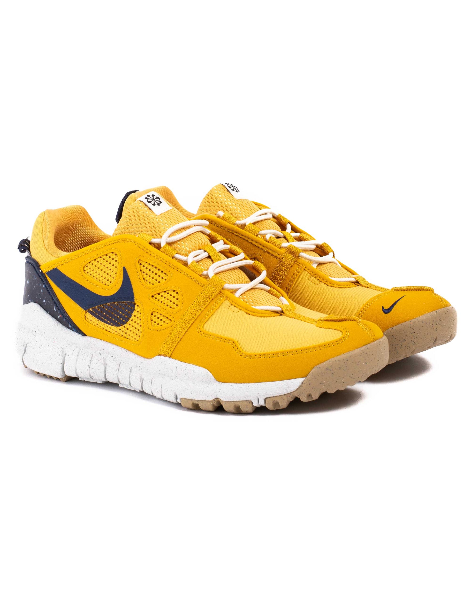 Nike Free Terra Vista Sanded Gold CZ1757-700 Side