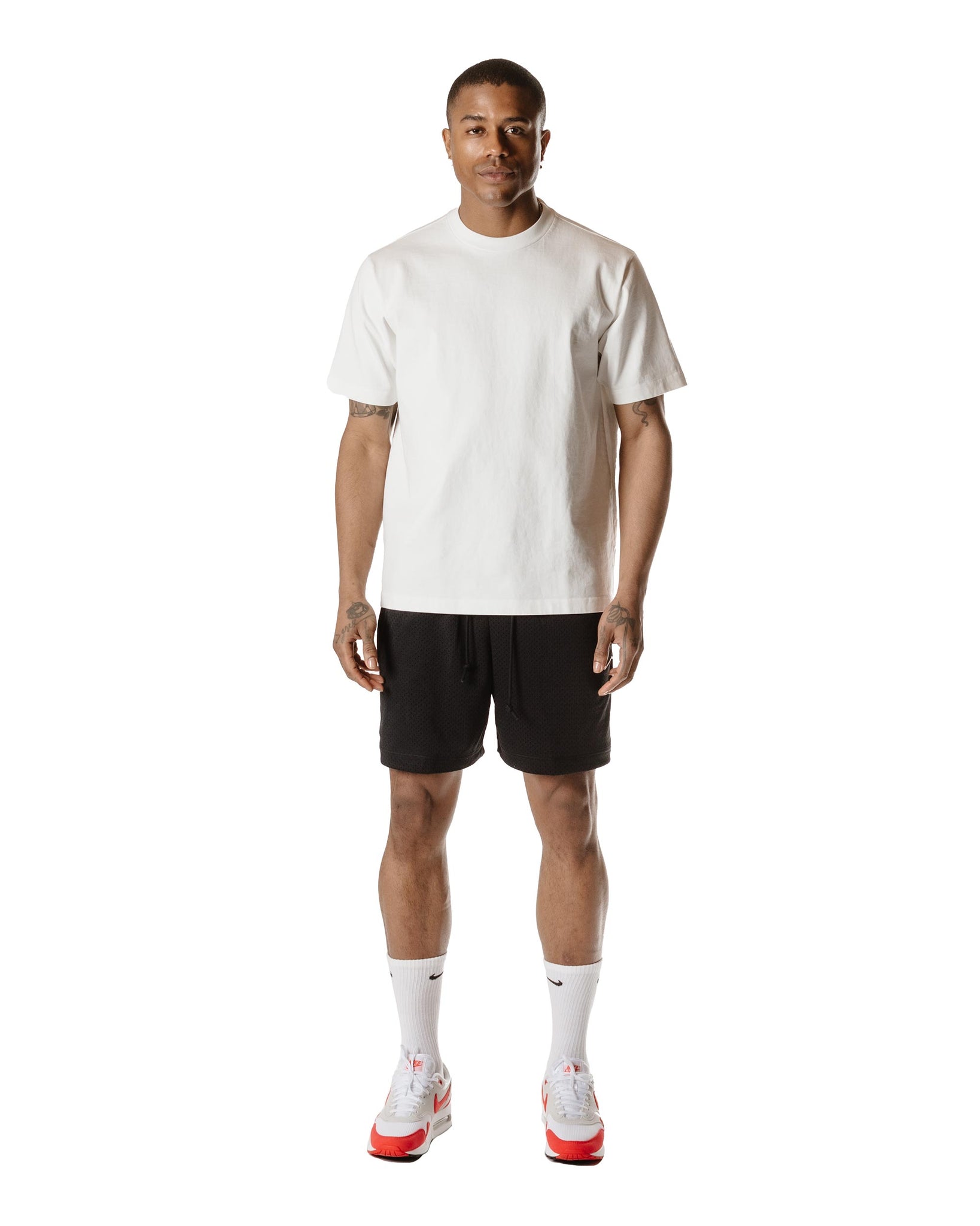 Nike Sportswear Authentics Mesh Shorts Black Model