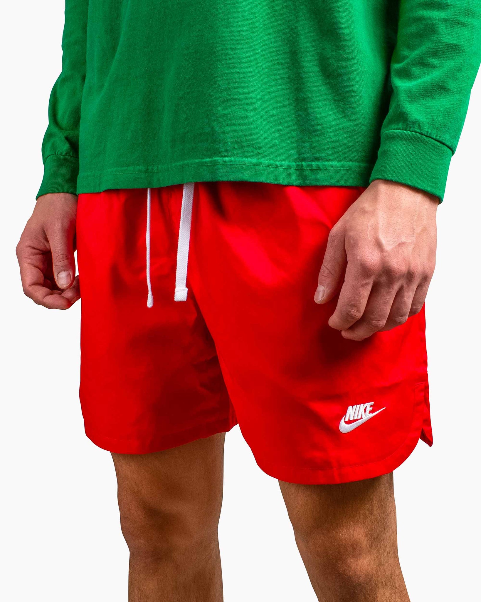 Nike Sportswear Sport Essentials Lined Flow Shorts University Red CLose
