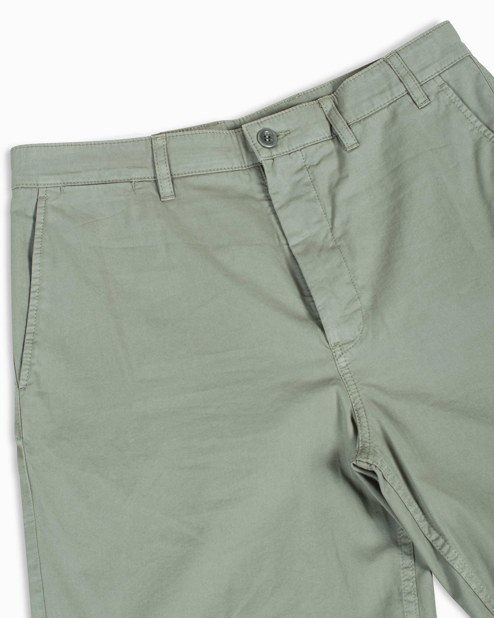 Norse Projects Aros Regular Light Shorts Dried Sage Green Details