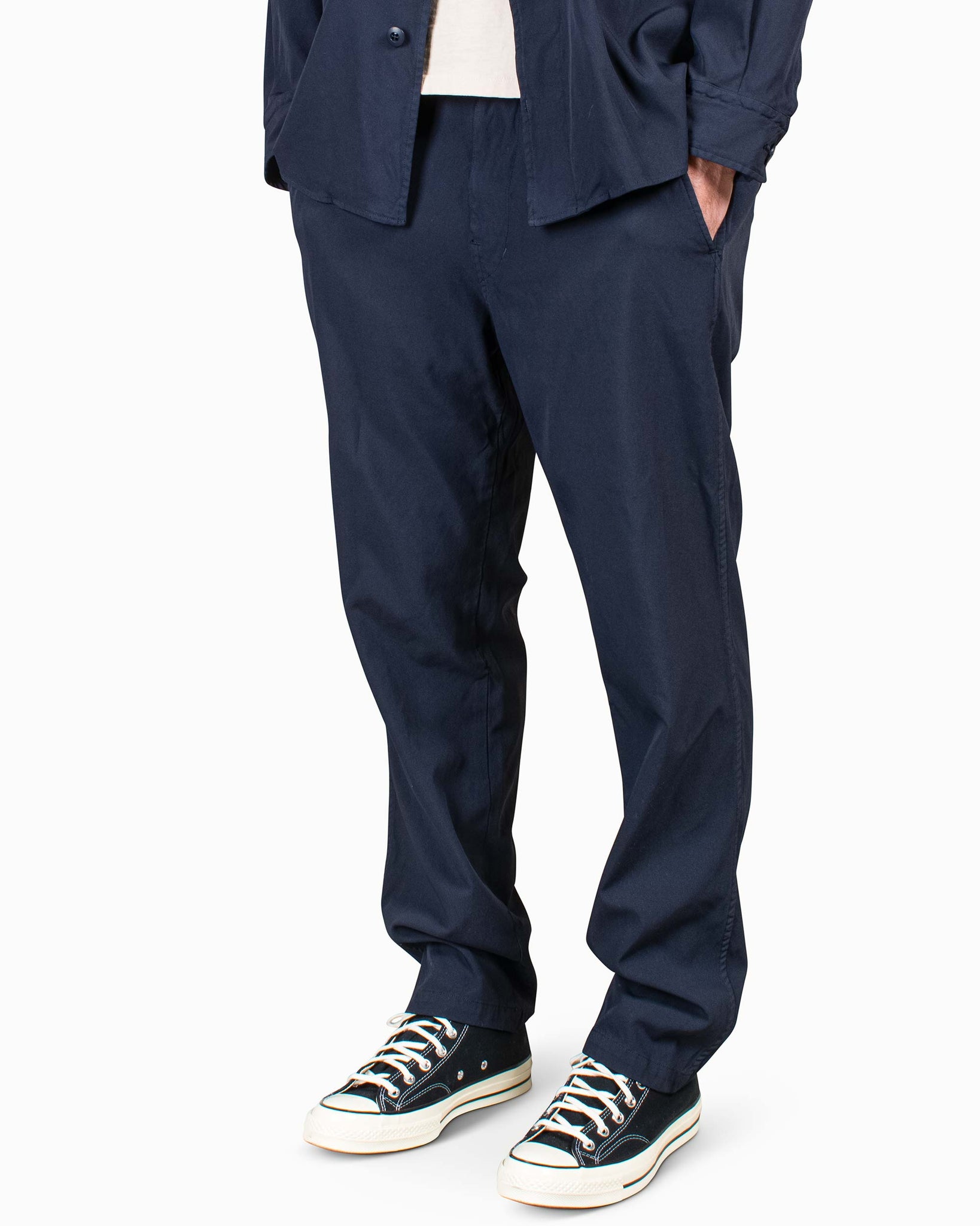 Sage de Cret Tapered Pants Navy Polyester Oxford Close