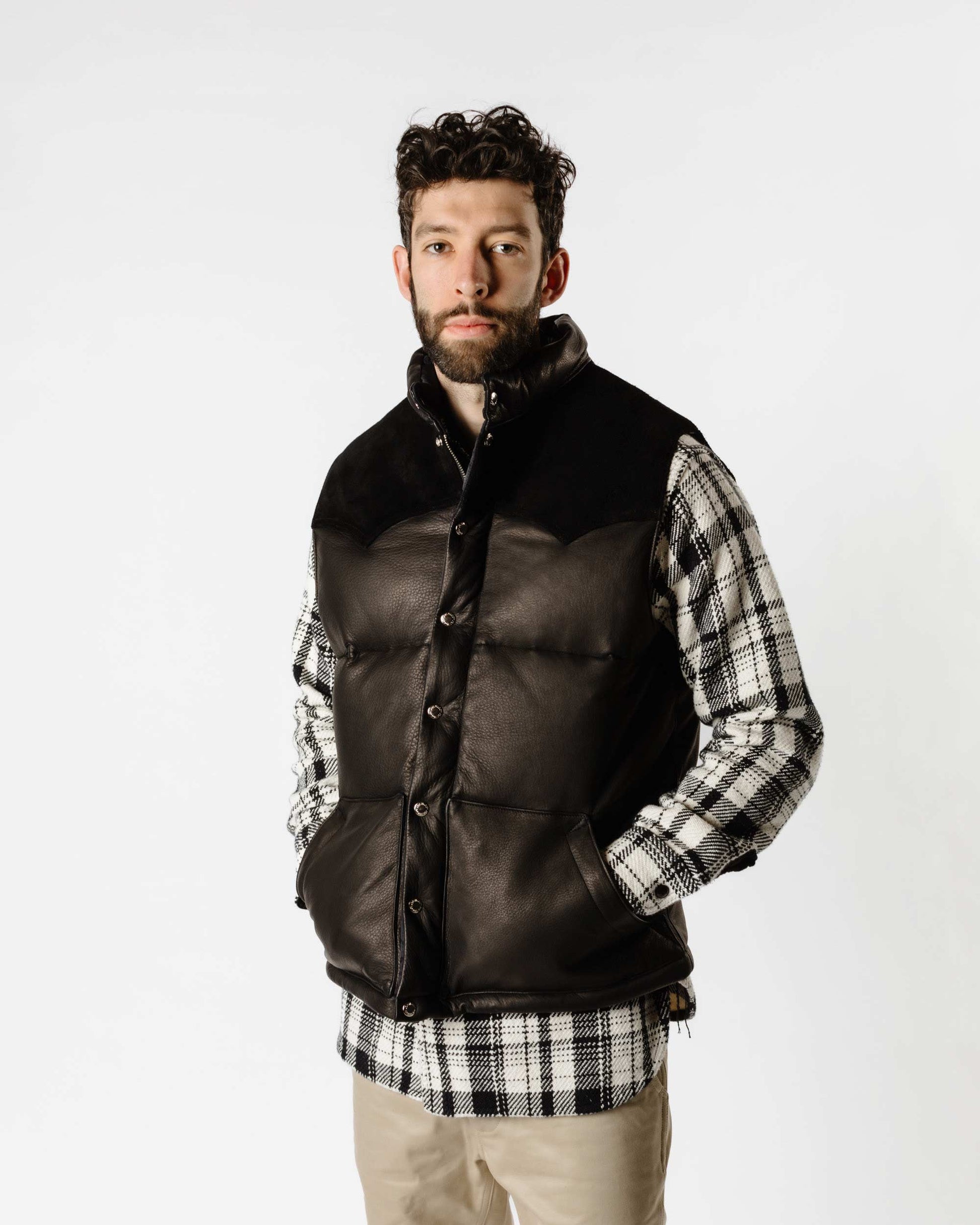 The Real McCoy's MJ22119 Deerskin Down Vest Black Top