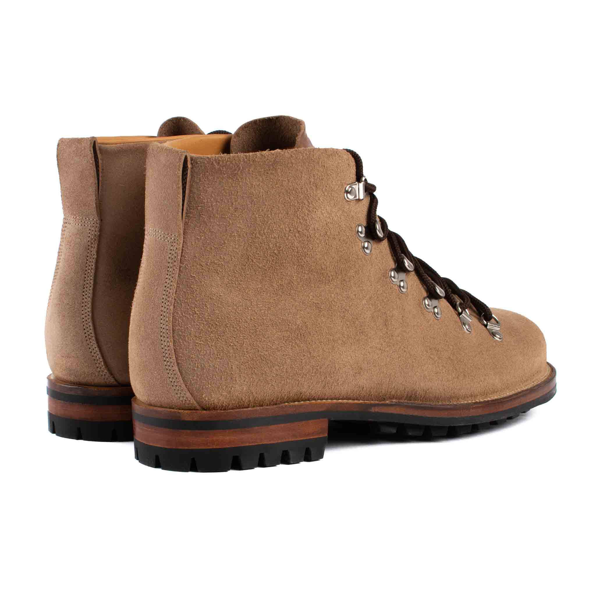 Viberg_natural_chromexcel_roughout_hiker_with_commando_sole_back